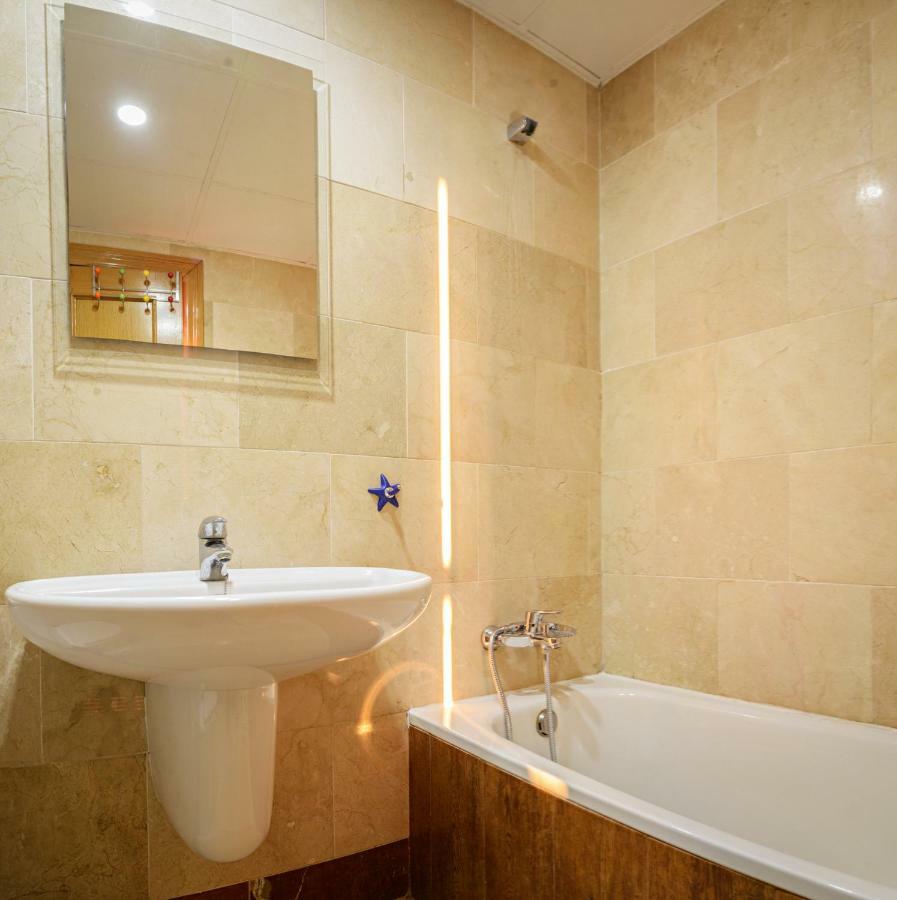 Apartamento 90 M2 En La Mejor Zona De Roquetas 로쿠타스드마르 외부 사진